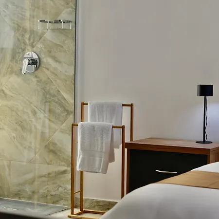 Alight Sauna & Penthouse Apartment Xewkija