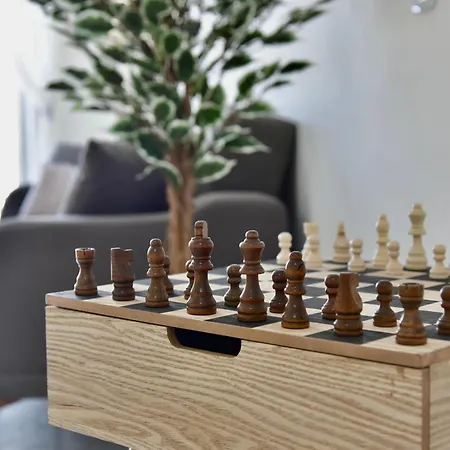 Alight Sauna & Penthouse *