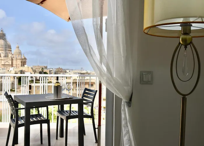 Alight Sauna & Penthouse *